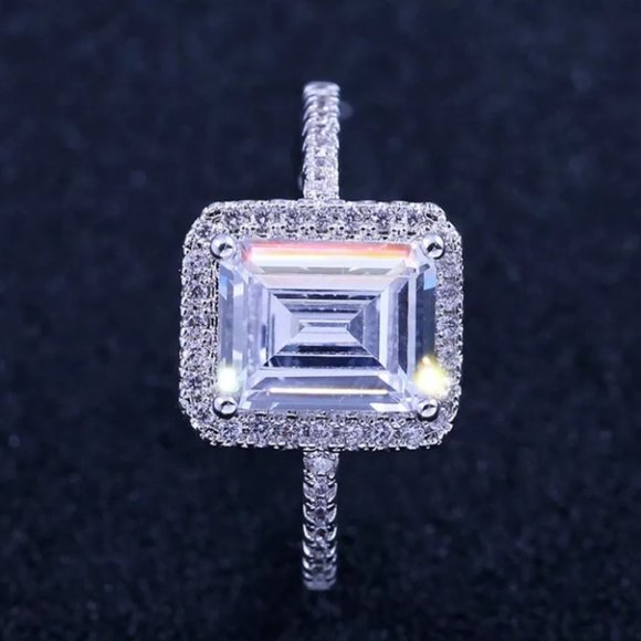 New* 925 Silver Emerald Cut White Sapphire Ring - Picture 5 of 9